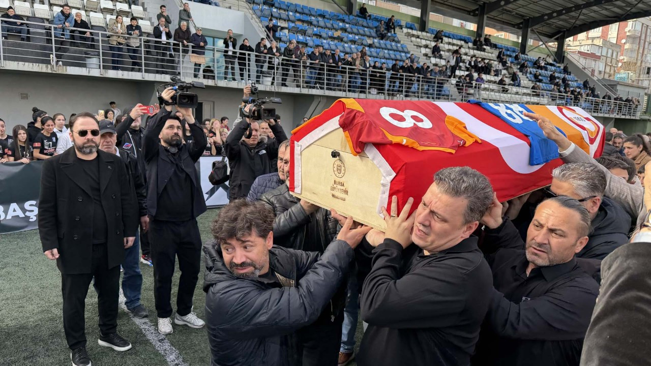 Ölümüyle yasa boğmuştu! Teknik direktör Nurcan Çelik son yolculuğuna uğurlandı