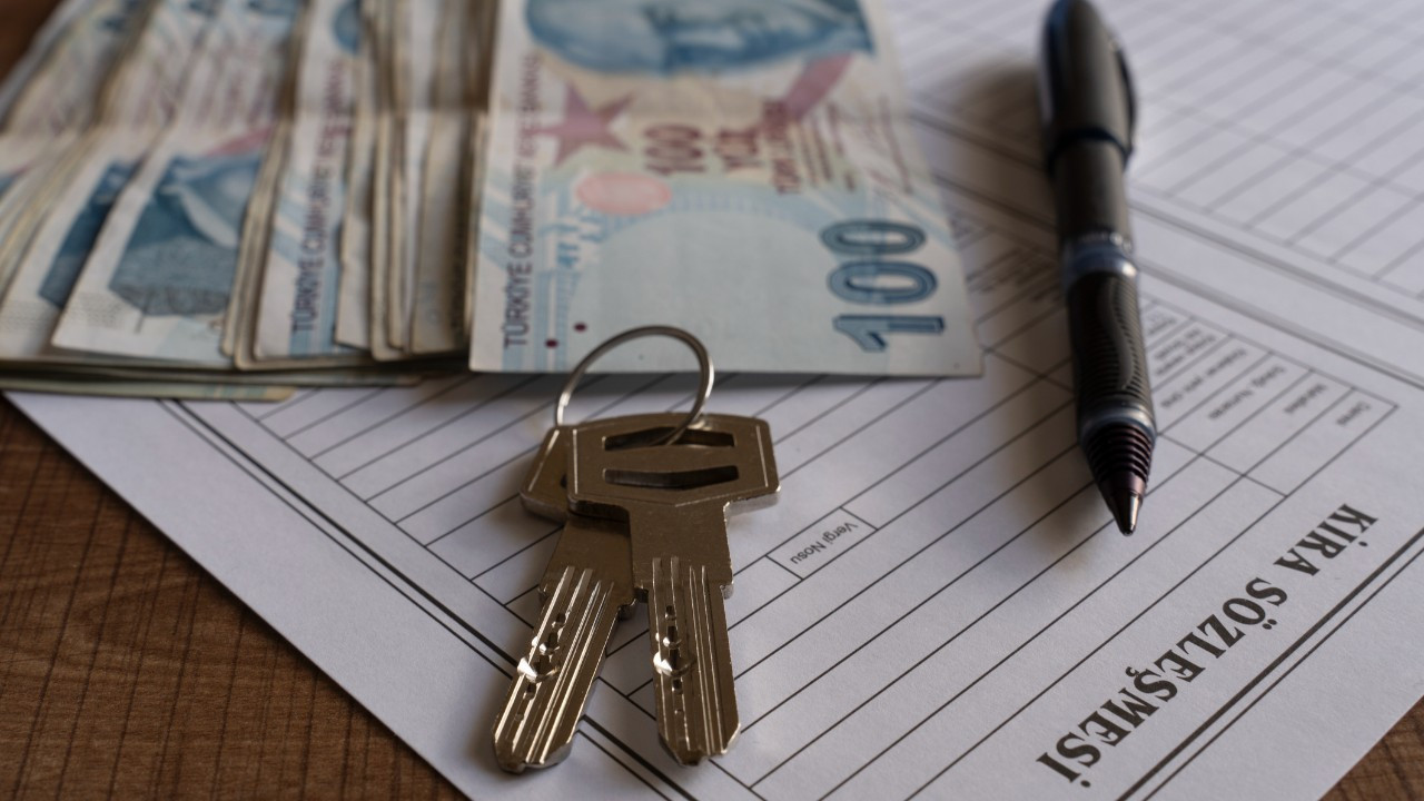 Satılık konut ilanlarında yeni dönem! Yetkisiz ilanlara EİDS freni! Bugünden itibaren zorunlu