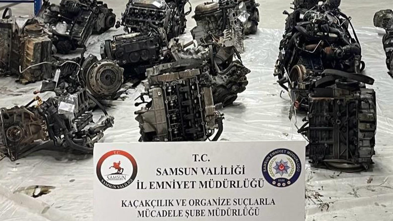 Samsun’da gümrük kaçağı 13 otomobil motoru ele geçirildi