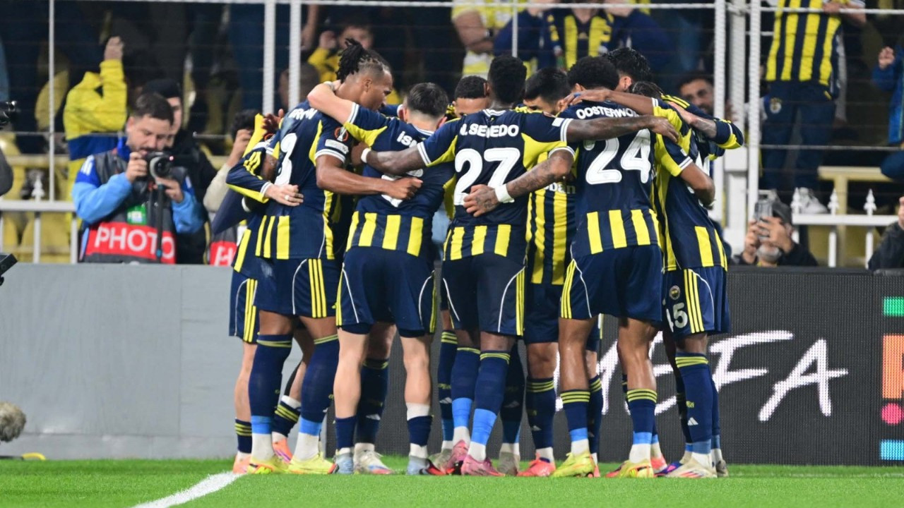 Fenerbahçe - Nottingham Forest maçında ilk 11'ler belli oldu