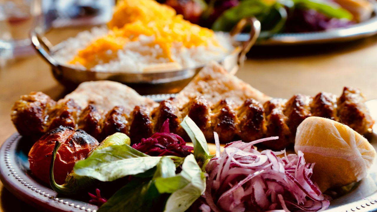 Lüks sahur tartışması: Otellerde kişi başı 6.200 TL’ye sahur!