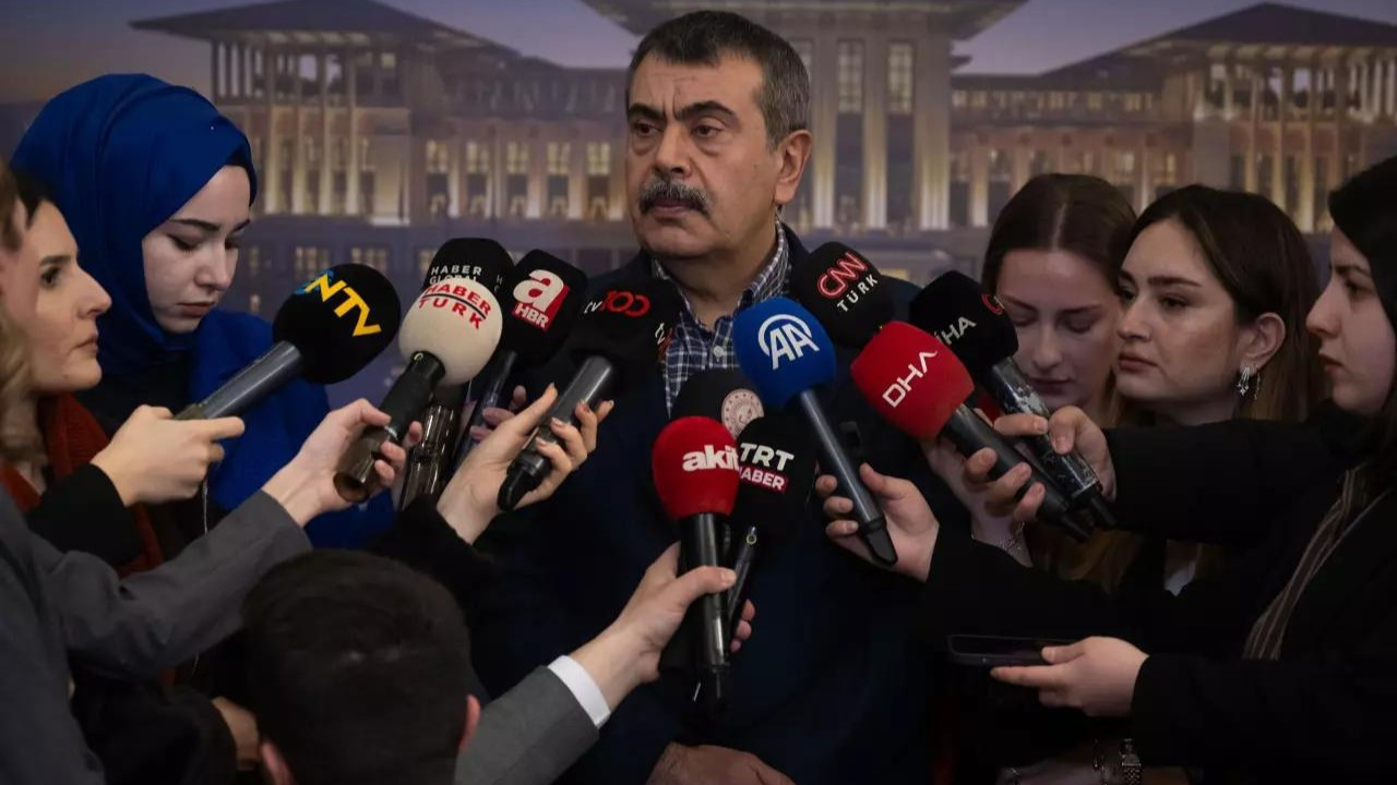 Bakan Tekin'den Özgür Özel'e sert sözler: "Onun kadar midesi geniş değilim"