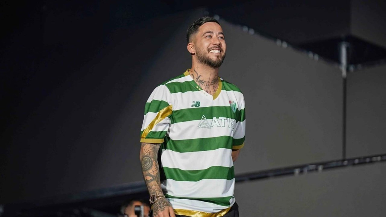 Ünlü DJ Mahmut Orhan sosyal medyadan duyurdu! Depremzedeler için takdir toplayan hareket!