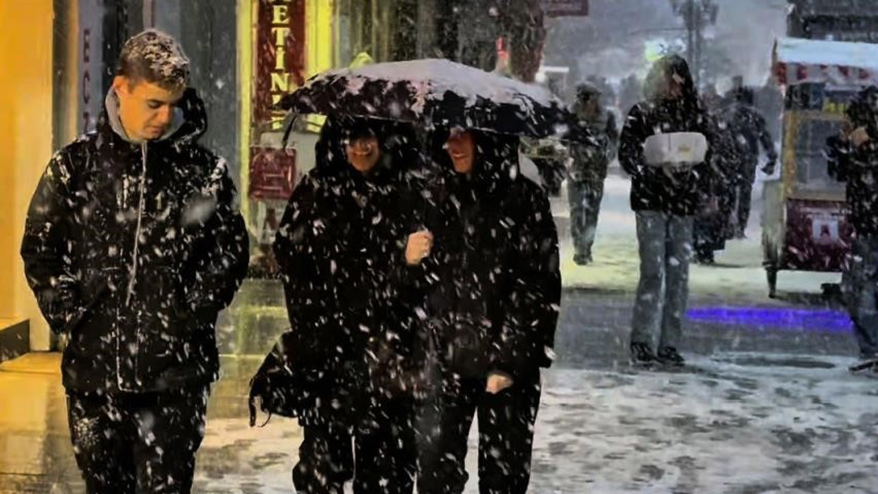 Bir ilimiz ve çevresine kuvvetli kar uyarısı