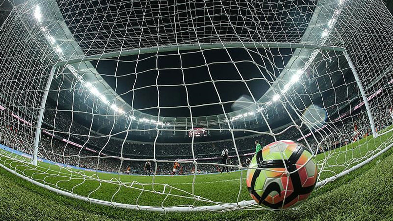 Süper Lig’de ayrılık! Yıldız futbolcu Çin’e transfer oldu!