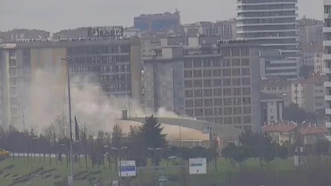 Zeytinburnu'nda polisevinde korkutan yangın