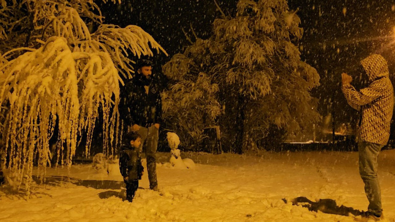 Bitlis'te kar yağışıyla birlikte ortaya çıktı! Bakanlar hayran kaldı