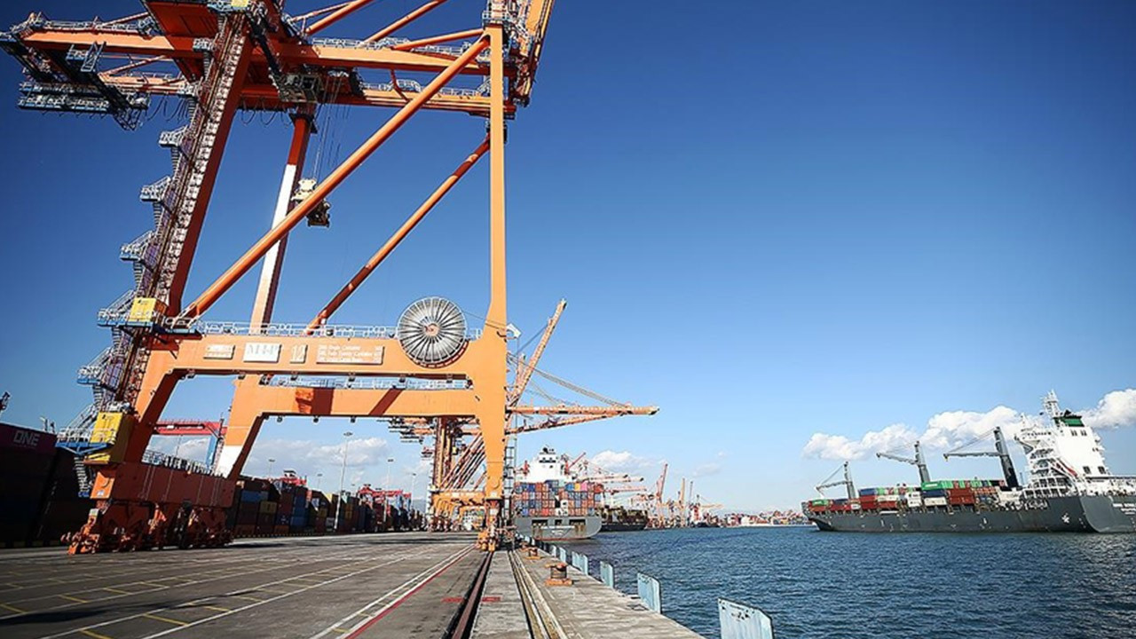 Denizcilik Genel Müdürlüğü'nden Türk gemilerine 'Hürmüz Boğazı' uyarısı