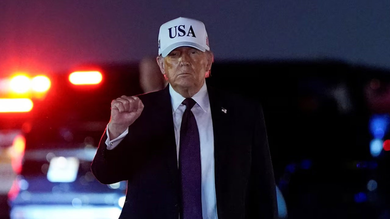 Trump’tan İran’a sert uyarı: “Daha önce hiç görülmemiş bir güçle karşılık veririz”