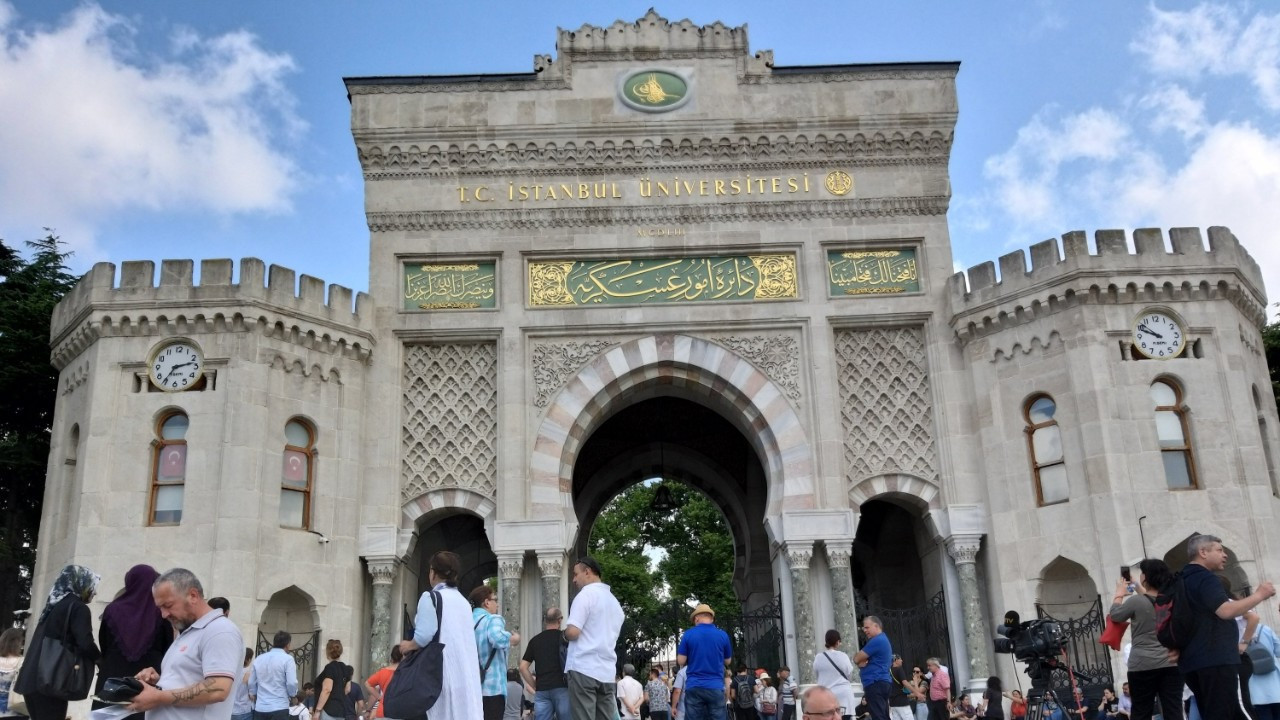 YÖK'ten açıklama geldi: Üniversiteler 3 yıla inecek mi?