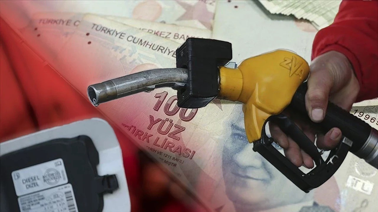 Benzin ve motorin fiyatlarına savaş zammı! Bu gece yarısı tabela değişecek