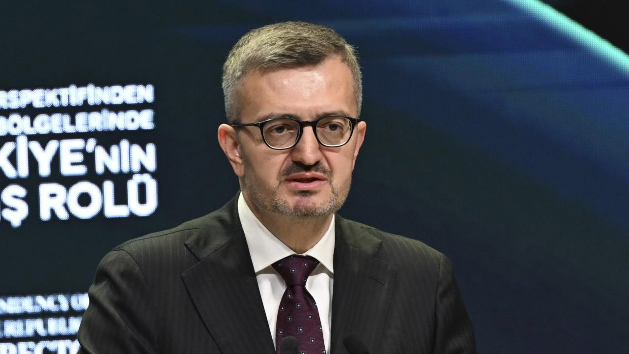 Bakanlık ve İletişim Başkanı'ndan uyarı: Gerilimi artıracak adımlardan uzak durun!