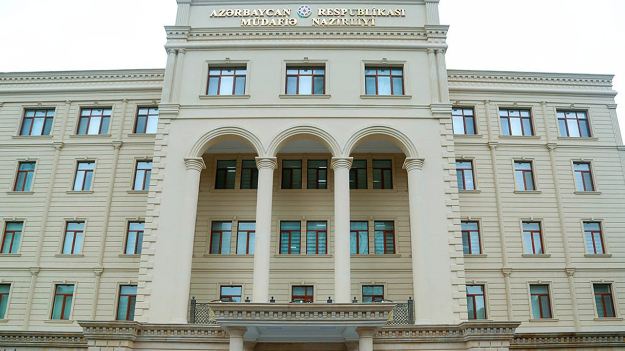 Azerbaycan Savunma Bakanlığı: İran'ın İHA saldırıları cevapsız kalmayacak
