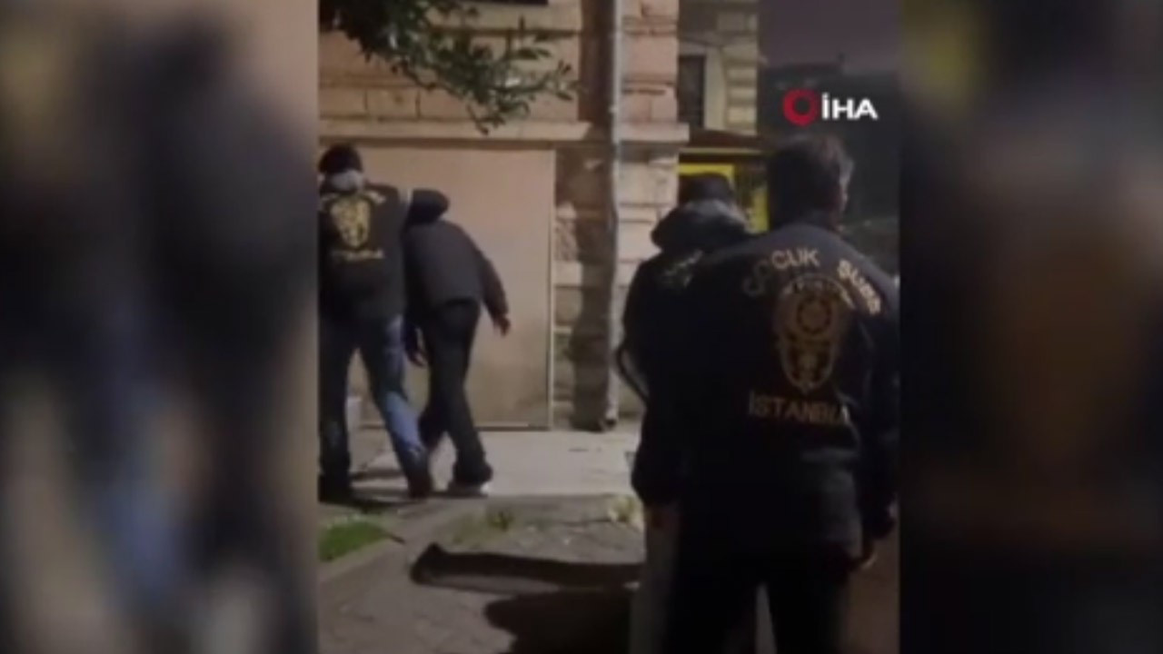 Görüntüler sosyal medyada yayılmıştı! Küçük yaşta çocuğun darp edildiği videoya ilişkin 3 kişi gözaltına alındı