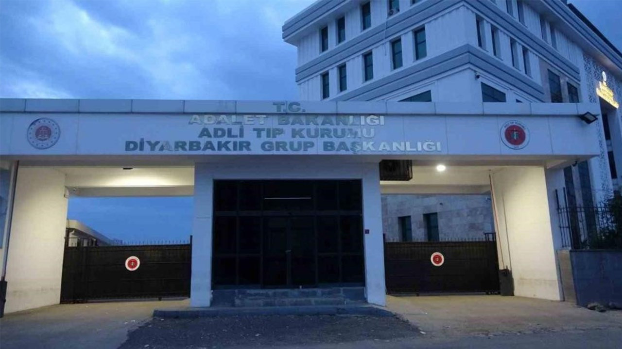 Diyarbakır'da aileler arasında kavga! Ölü ve yaralılar var