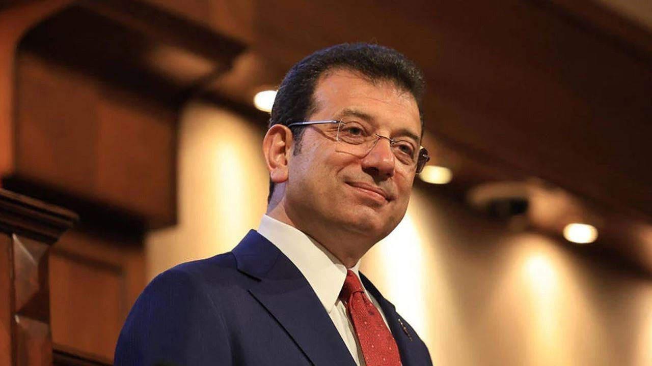 İBB Yolsuzluk Davası bugün başladı! Ekrem İmamoğlu ilk kez hakim karşısında! Mahkeme salonunda gerginlik