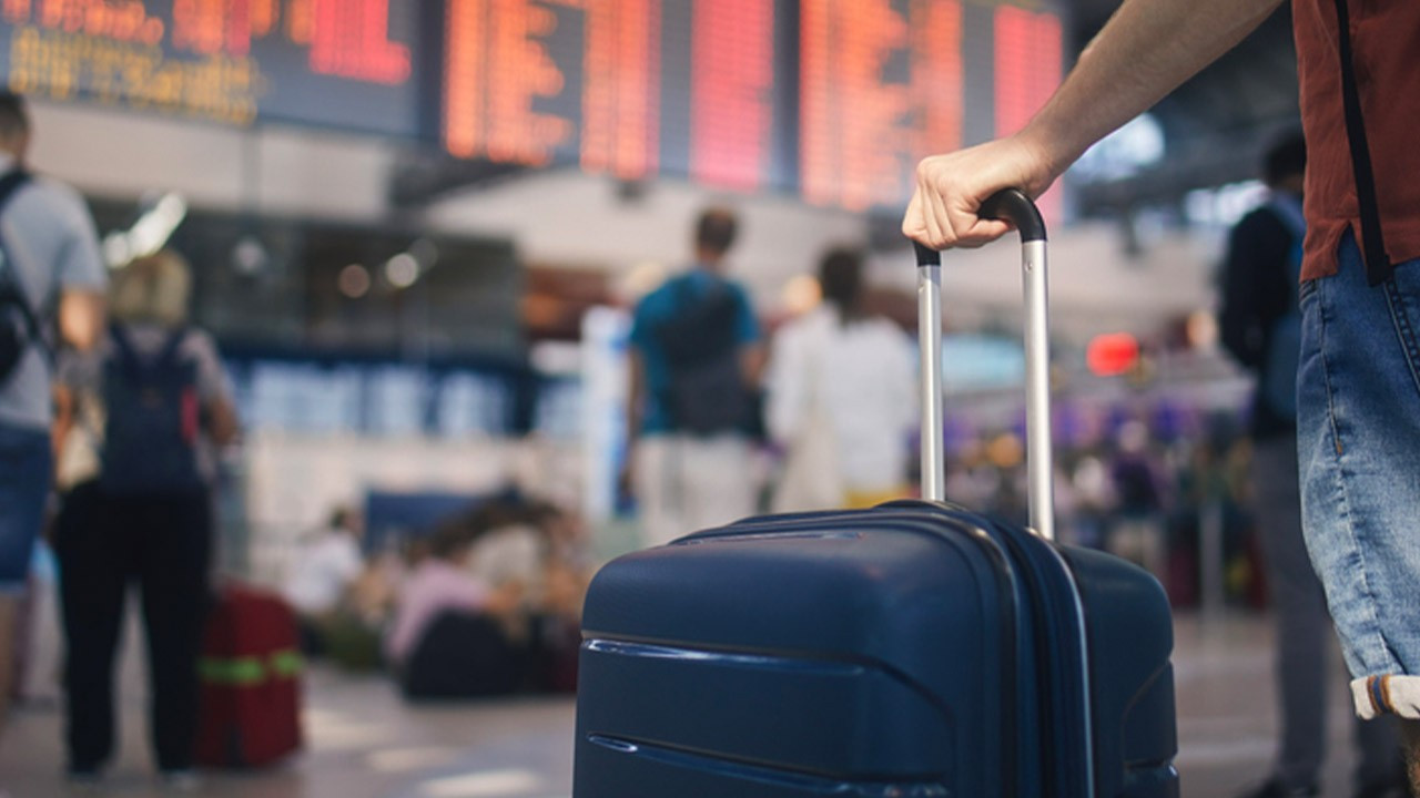 Bakan Uraloğlu duyurdu: Orta Doğu'ya uçuşlar 4 gün daha durduruldu!