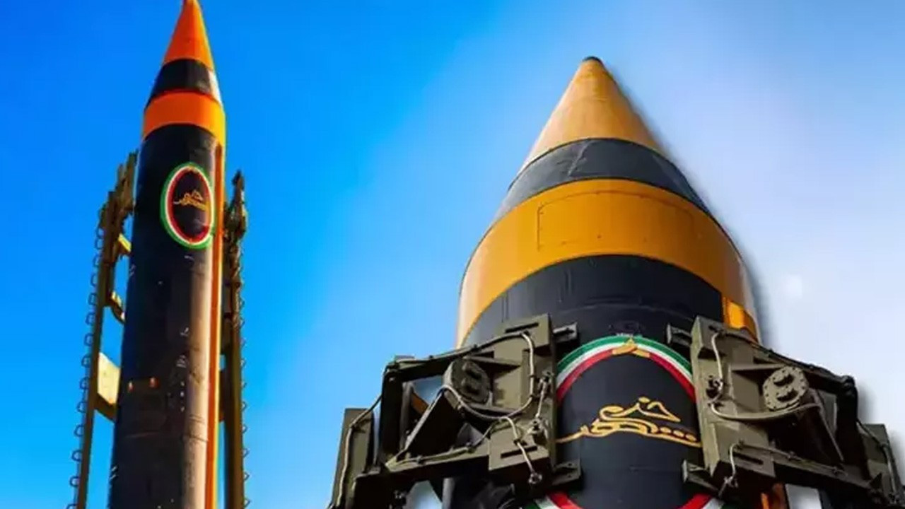 İran "daha azı olmayacak" diye uyarmıştı! 2 tonluk Hürremşehr sahneye çıktı! ABD ve İsrail üslerine en yoğun bombardıman