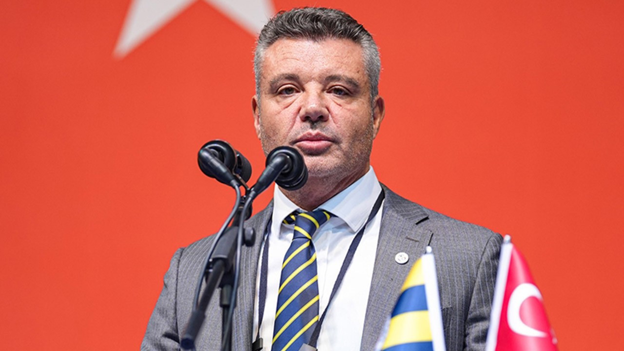 Fenerbahçe'de acilen kulübe çağrıldı! Sadettin Saran biletini kesecek
