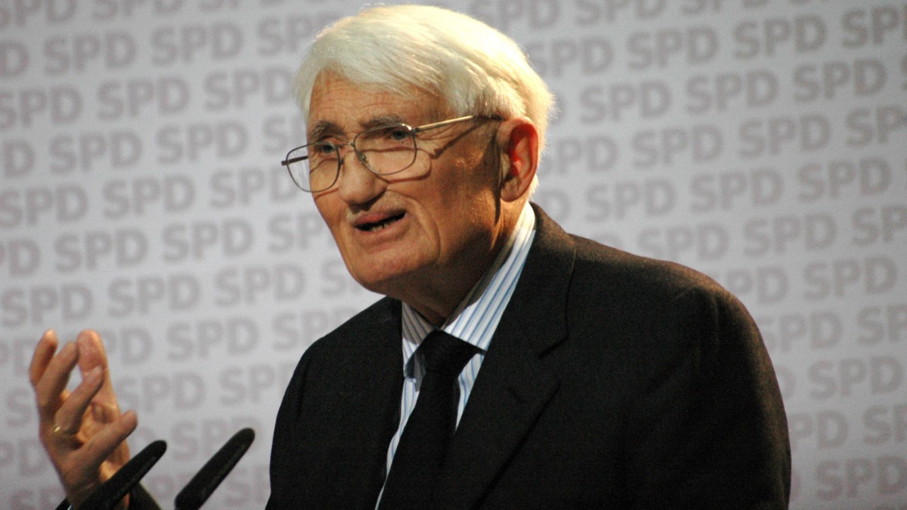 Alman filozof Jürgen Habermas 96 yaşında hayatını kaybetti