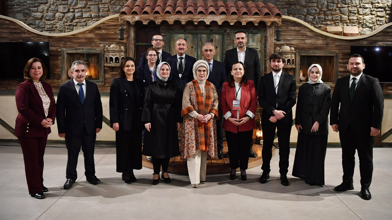 Emine Erdoğan dernek ve vakıf temsilcileriyle buluştu
