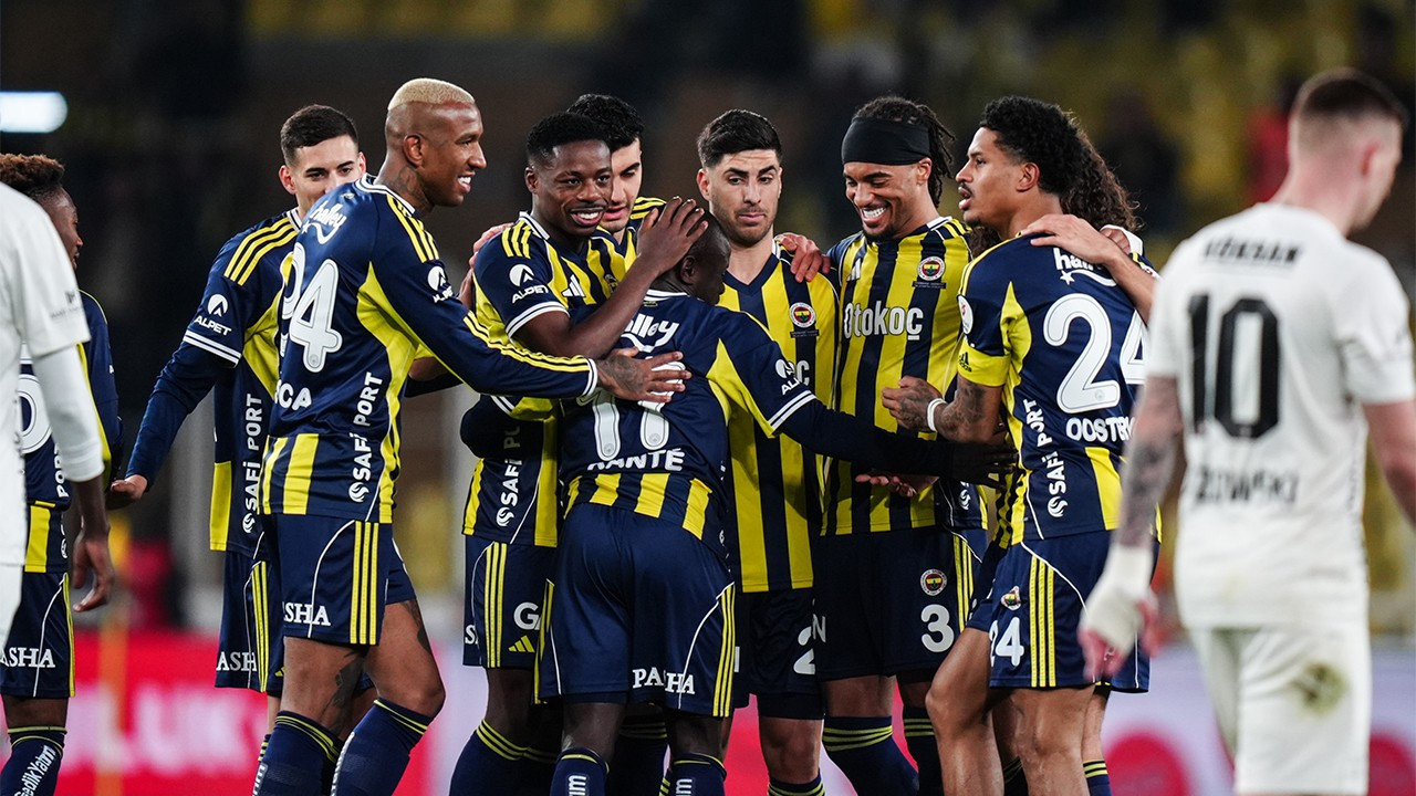 Nene şov yaptı! Fenerbahçe, Gaziantep FK'yi farklı…