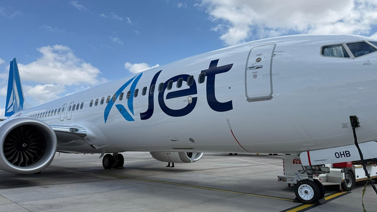 Bayram tatili yoğunluğuna ek sefer açıklaması! AJet 89 ek sefer düzenleyecek