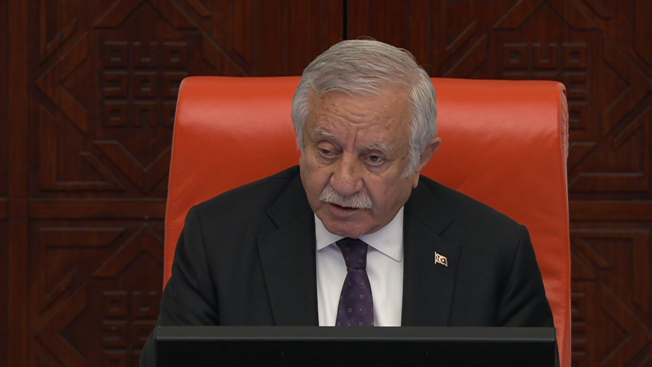 Celal Adan Genel Kurul'a seslendi: Türkiye ateş çemberinin ortasında