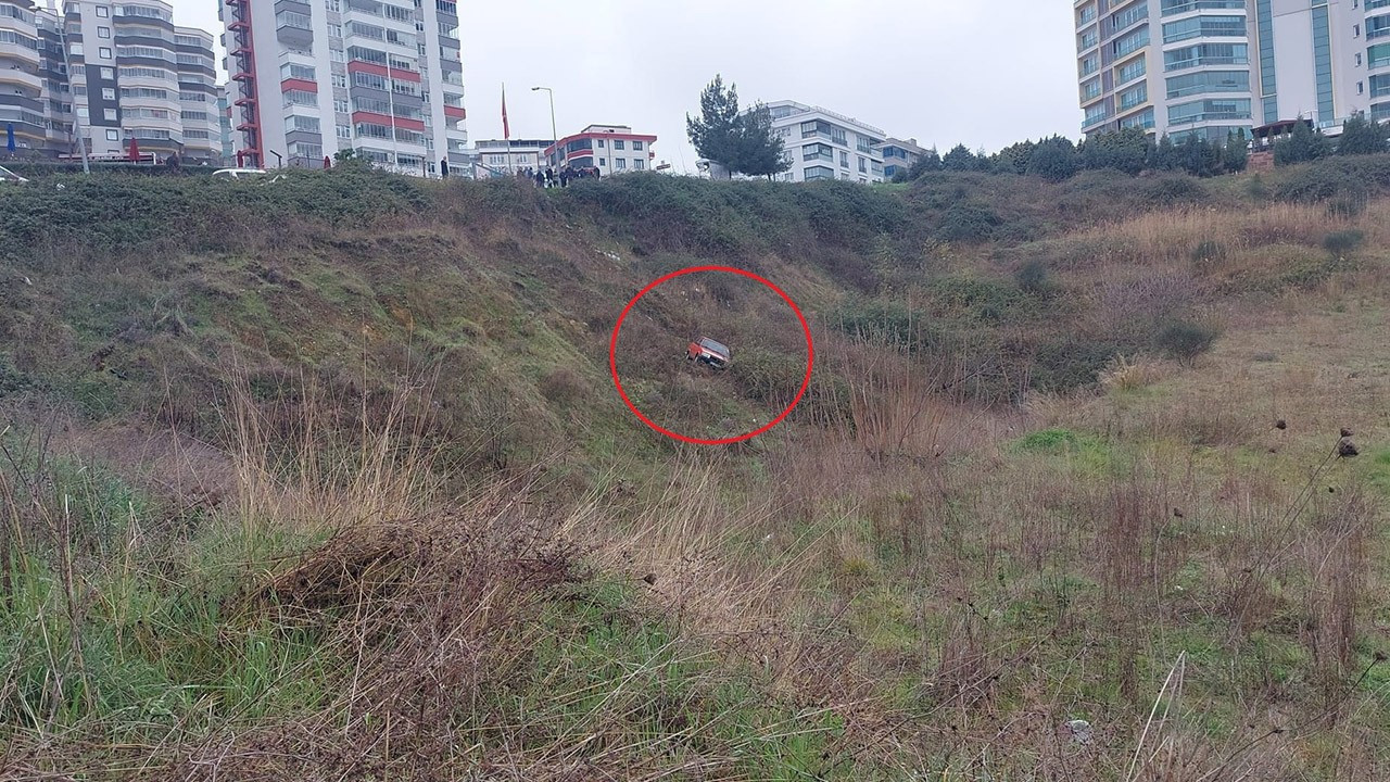 Samsun'da kaza: Otomobil 10 metre aşağıya uçtu: 1 yaralı