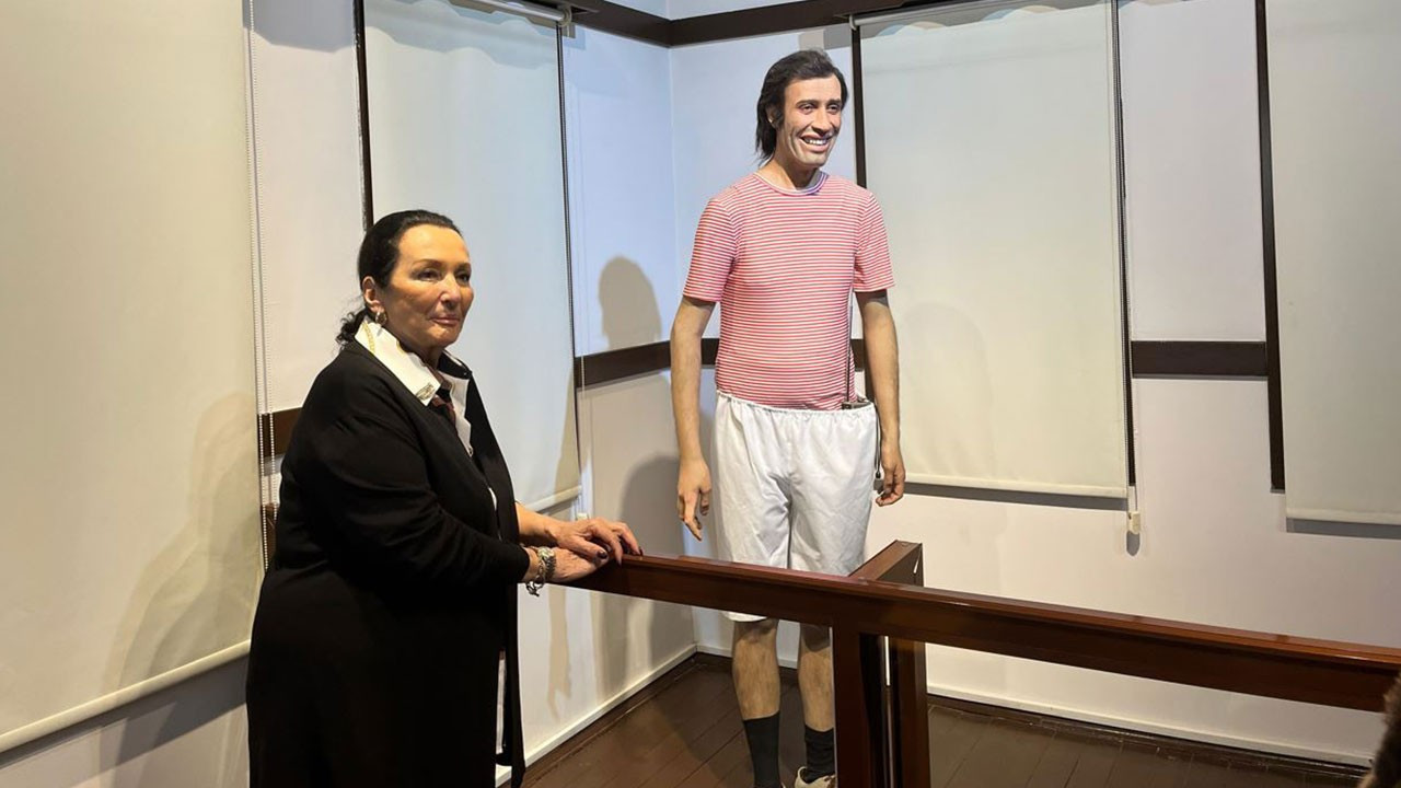 Gül Sunal'ı görünce duygulandıran oda: İlk defa görüyorum!