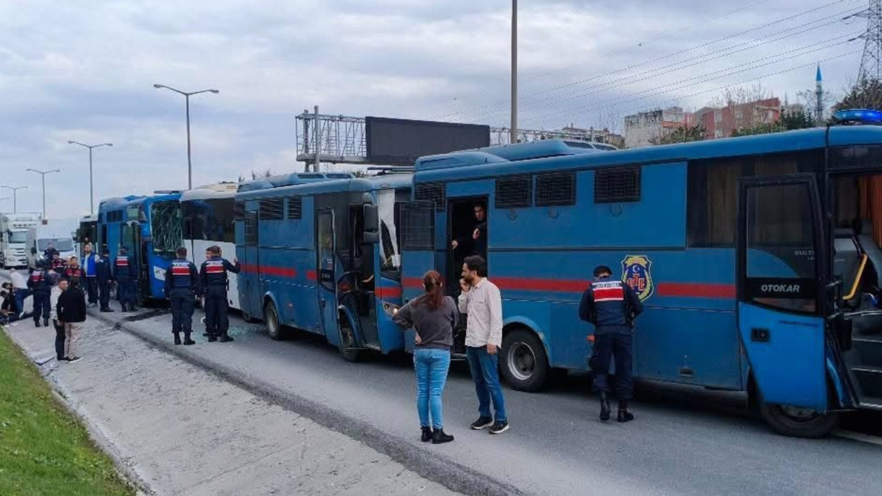İstanbul'da 4 cezaevi sevk aracı kaza yaptı! 6’sı jandarma, 17 kişi yaralandı!