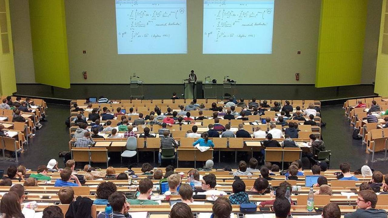 Üniversitelerde yeni dönem! YÖK düğmeye bastı