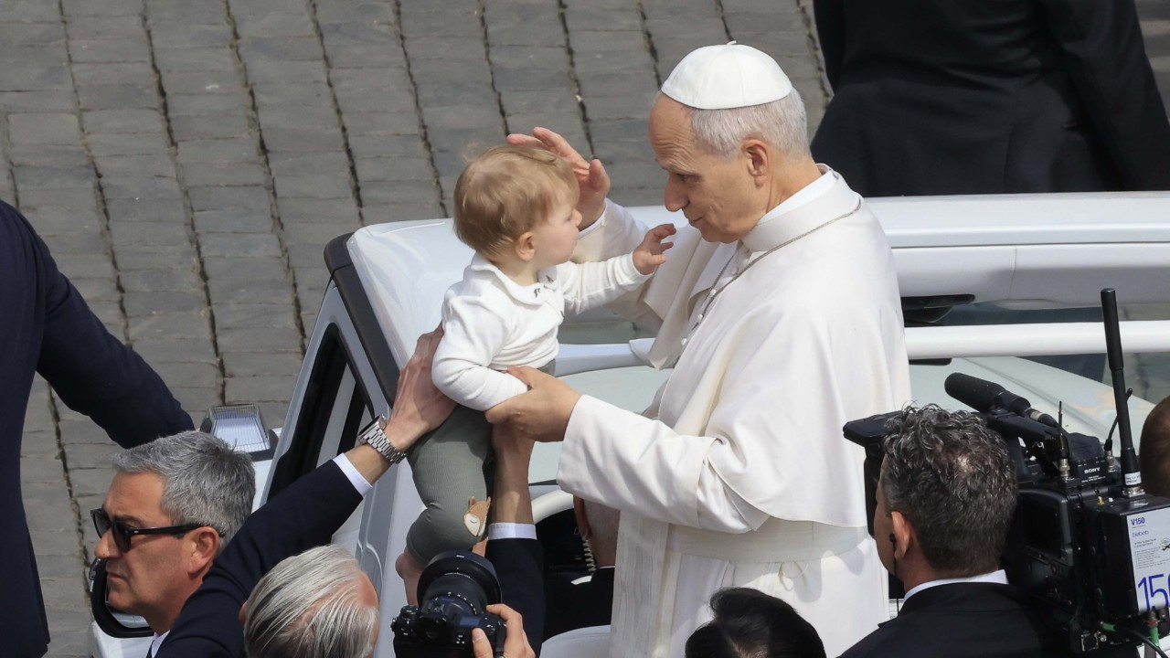 Papa'dan ilk kez bu kadar sert mesaj geldi: Elleriniz kanla dolu