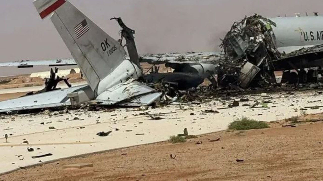 İran ABD'nin radar uçağını böyle vurdu! 500 milyon dolarlık sistem yok oldu