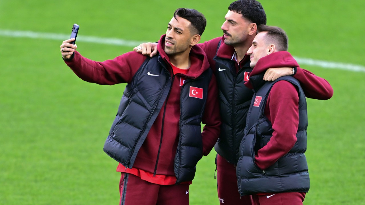 İrfan Can Kahveci’dan Kosova maçı öncesi bomba sözler: “Türk milletini tanıyamadılar galiba”