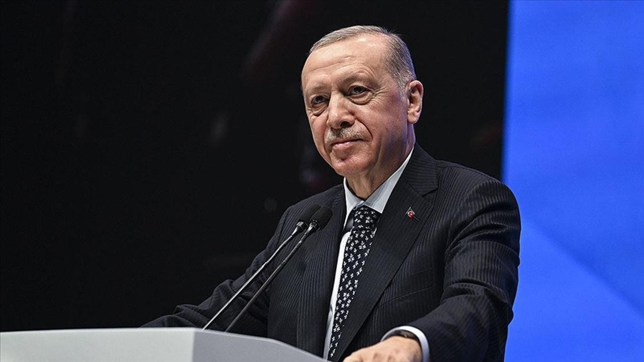 Cumhurbaşkanı Erdoğan’dan Dünya Kupası’na katılma hakkı elde eden Milli Takım’a tebrik!