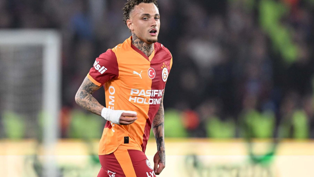 Fenerbahçe- Beşiktaş derbisi bitti, telefona sarıldı! Galatasaraylı Noa Lang’ten olay paylaşım!