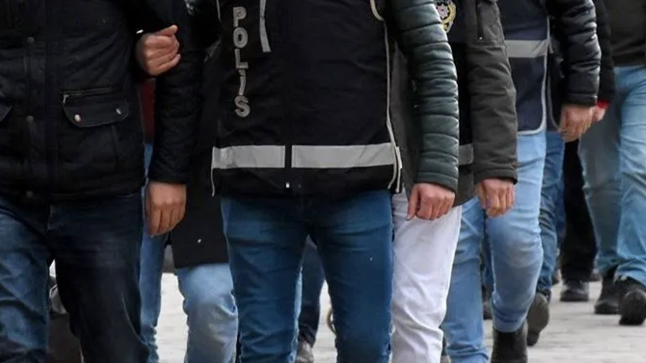 Konya merkezli 14 ilde FETÖ operasyonu; 19 gözaltı