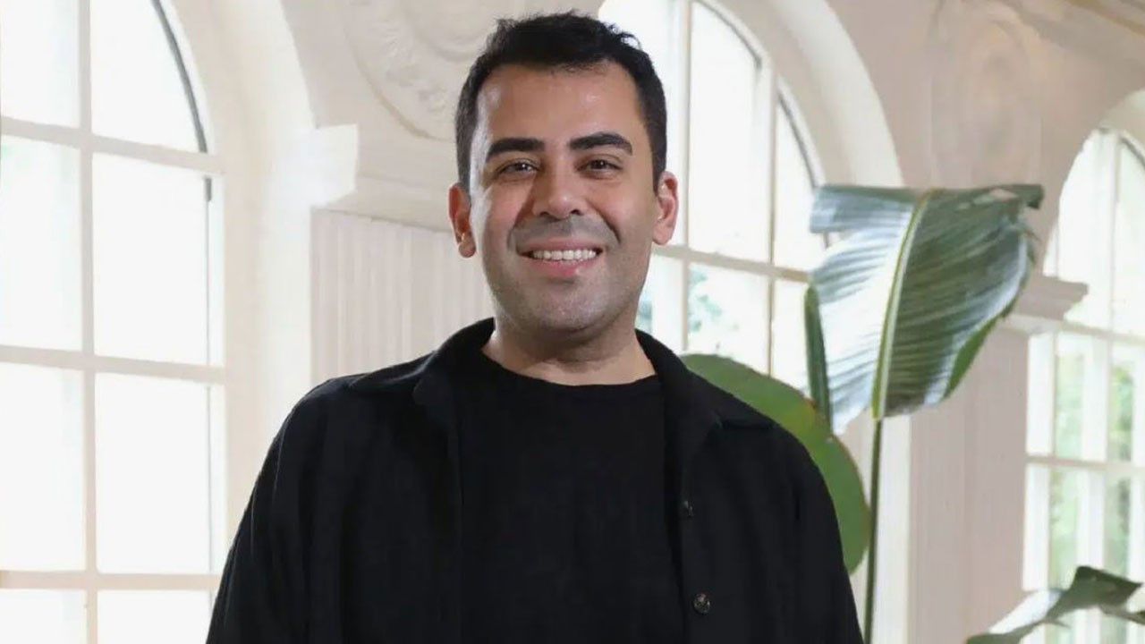 Hakkında yakalama kararı çıkmıştı! Mert Vidinli'nin Londra’daki yeni mesleği şaşırttı