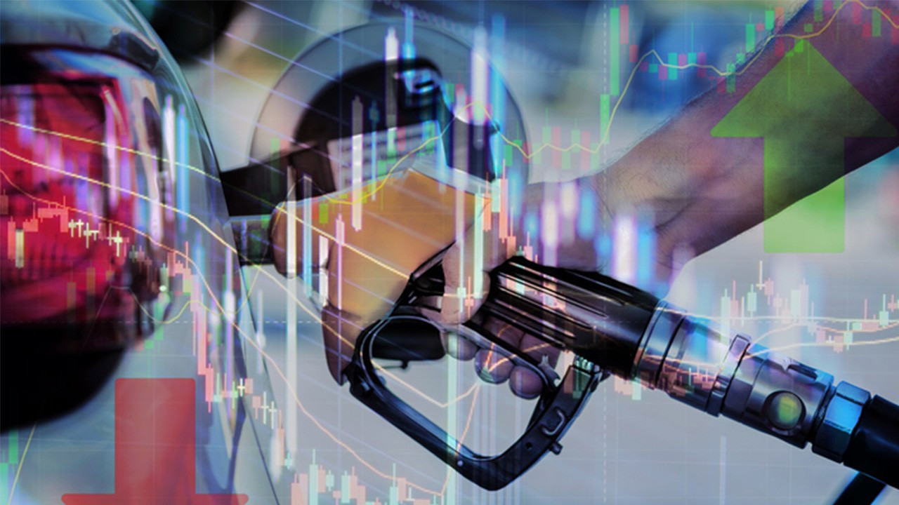 Akaryakıta dev indirim! Tarihi düşüş pompa fiyatlarına yansıdı