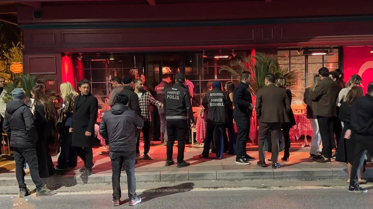 İstanbul'da gece yarısı 'uyuşturucu' operasyonu: Ünlü isimler gözaltına alındı!