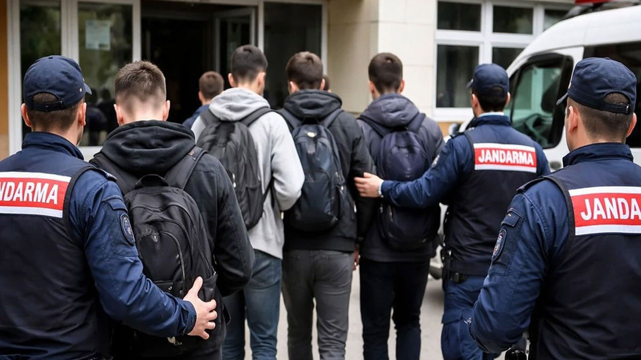 İzmir’de okul saldırısı hazırlığı iddiası: Gözaltına alınan 8 öğrenci hakkında karar