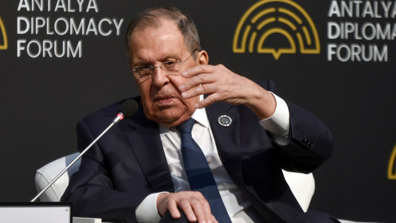 Lavrov’dan Batı’ya gözdağı: “Sabır taşı çatlayınca farklı olacak