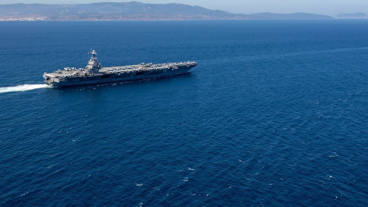 Orta Doğu'da ABD alarmı: Dev uçak gemisi geri döndü