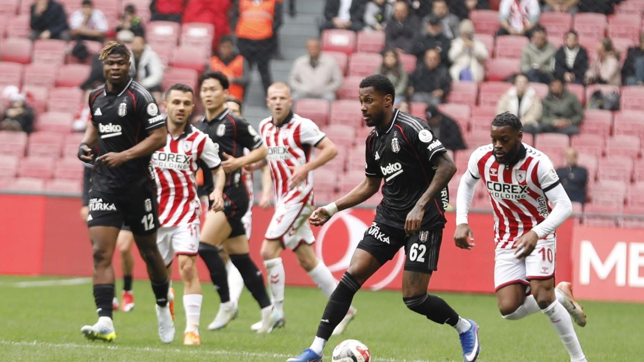 Süper Lig'de zorlu maç! Samsunspor- Beşiktaş karşılaşıyor! Maçta goller üst üste geldi
