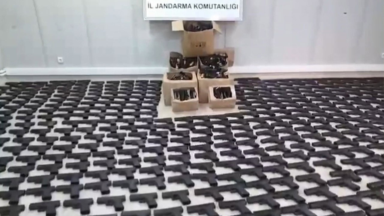 İstanbul ve Adana'da dev silah operasyonu: 5 kişi yakalandı