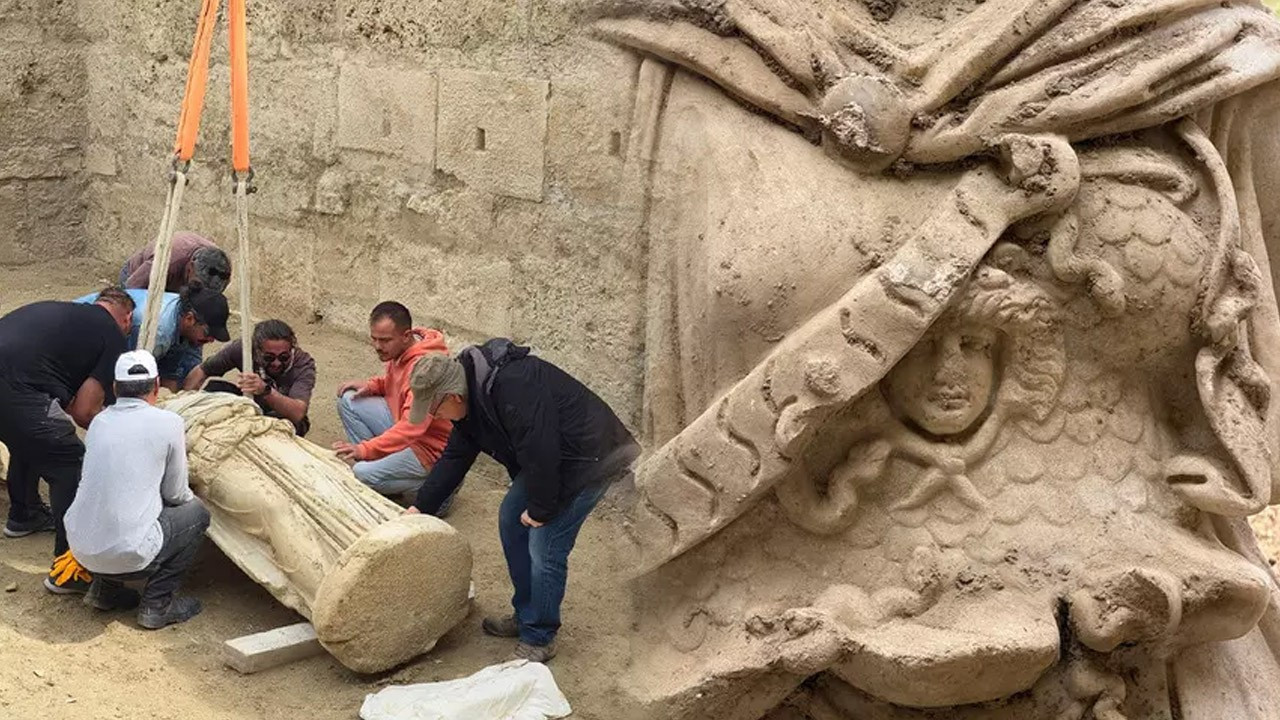 Denizli'de antik kentte tarihi keşif: 2 metrelik Athena heykeli ortaya çıkartıldı