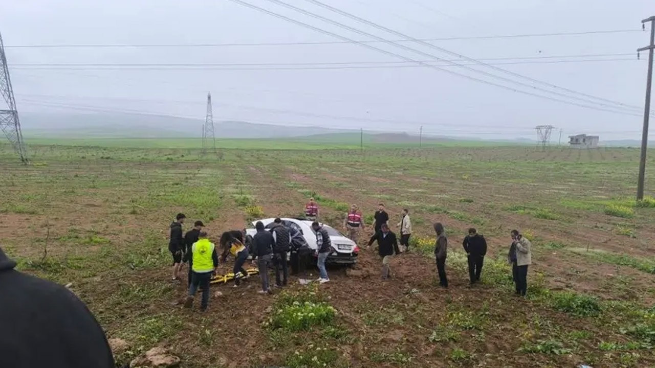 Siirt'te can pazarı! Otomobil ve kamyonet çarpıştı! Ölü ve yaralılar var