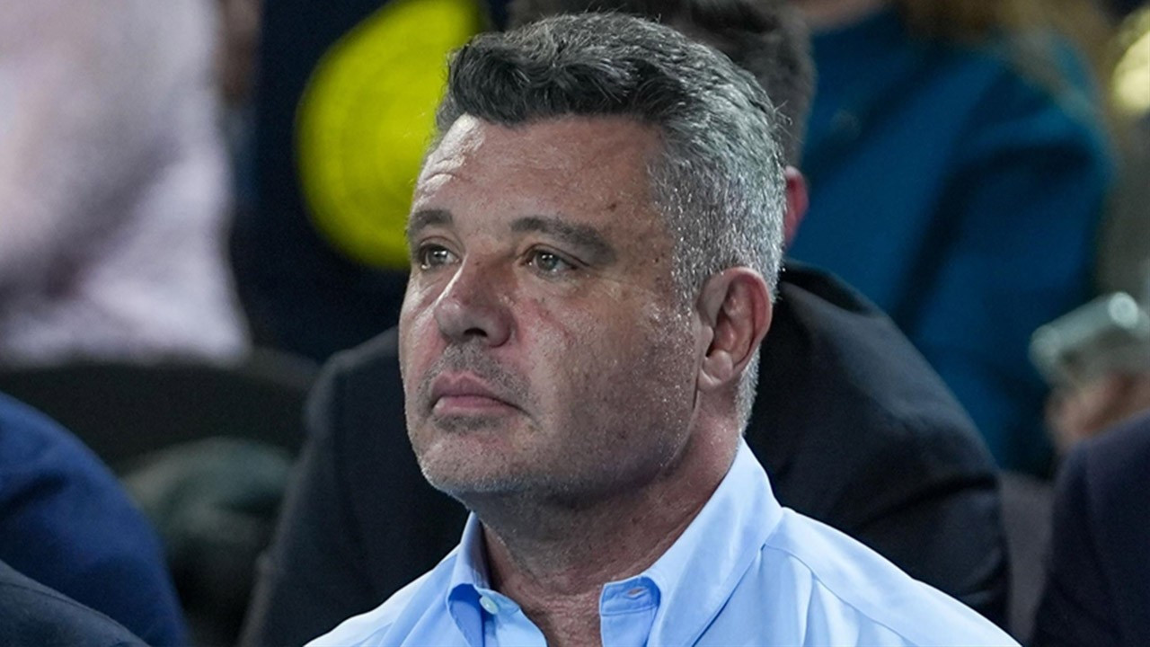 Fenerbahçe'de kritik toplantı! Hoca ile ayrılık ve seçim kararı gündemde