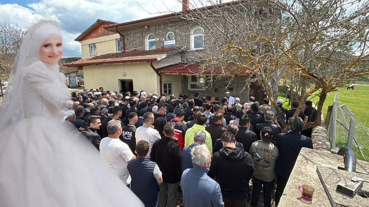 Böyle anne olmaz olsun! 2 aylık bebeğini vahşice öldürdü